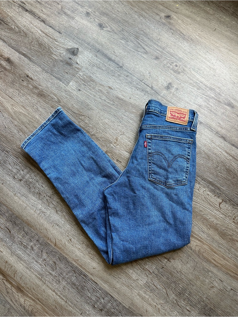 Levi's Women's Straight Leg Jeans - Blue Denim